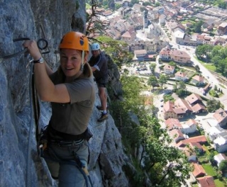  Escursione verticale sulla falesia 